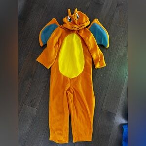 Pokemon charizard costume size small youth